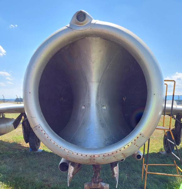Technikgeschichte: MiG-15 und F‑86
